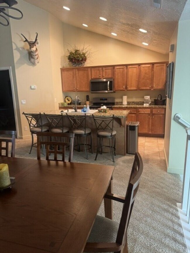 Foto del edificio - 2 Bdrm 2 bath