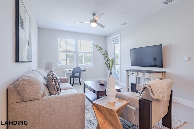 Foto del edificio - 2361 Commerce Park Dr NE