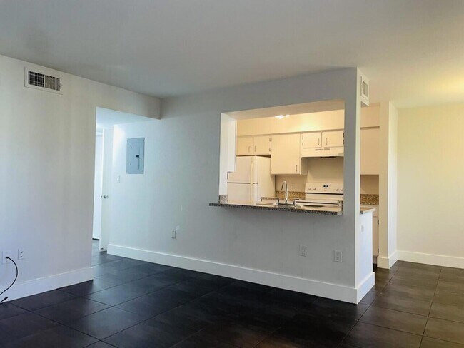 Foto del edificio - 2405 NW 33rd St