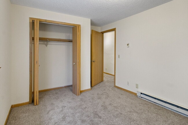 Building Photo - 1321 2nd St W