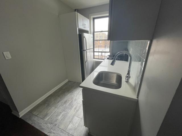 Foto del edificio - 2 bedroom in Bronx NY 10468