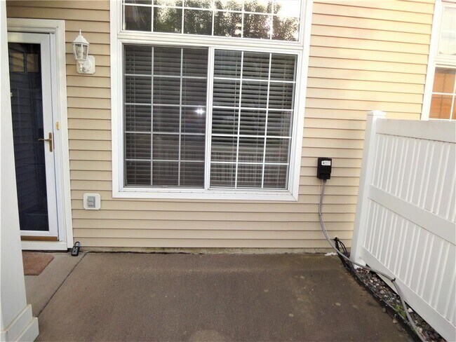 Foto del edificio - 18025 96th Ave N