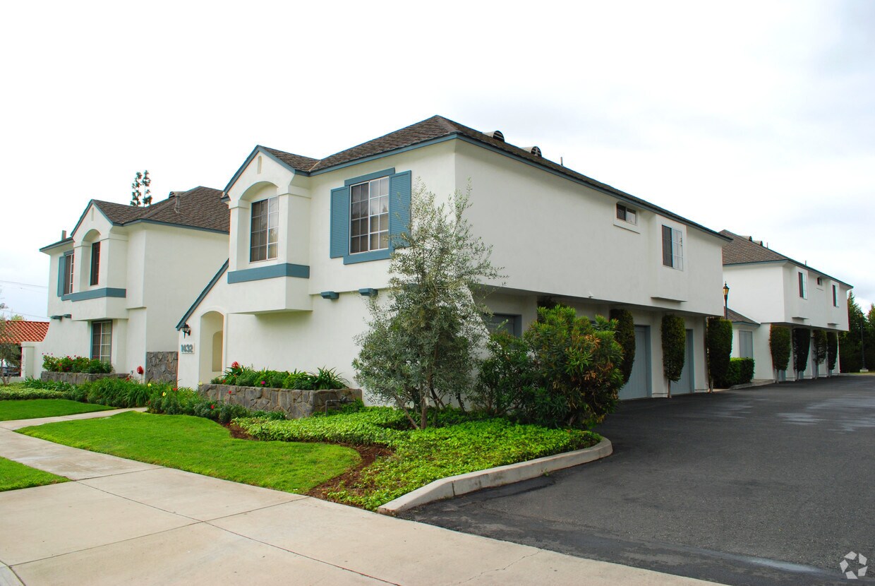 Building Photo - 1432 San Juan St