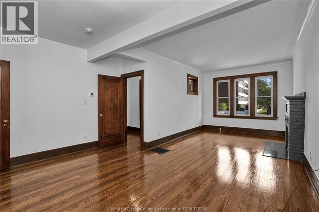 Building Photo - 2159 Pelissier St