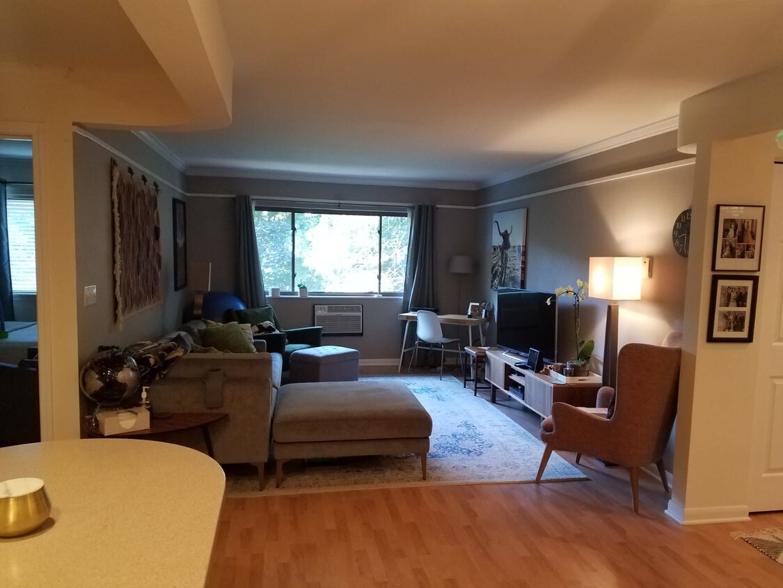 1108 N Milwaukee St, Milwaukee, WI 53202 Condo for Rent in Milwaukee