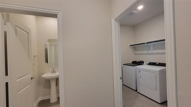 Building Photo - 405 Quarry St