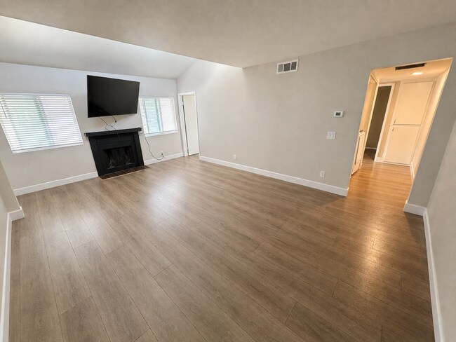 Foto del edificio - 2+1.5 Ralston Village Condo- Great Community Amenities!