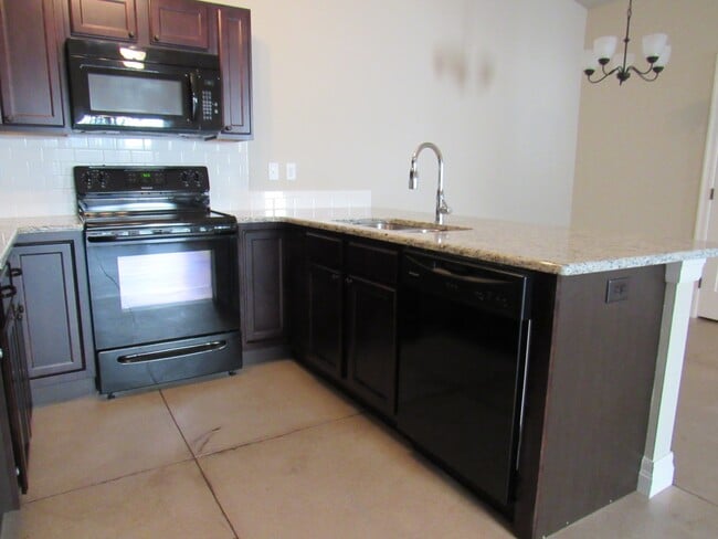 Foto del edificio - 3716 N Tyler Ct