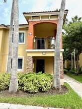 Building Photo - 985 NE 33rd Terrace