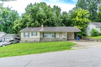 Building Photo - 2904 S Q St