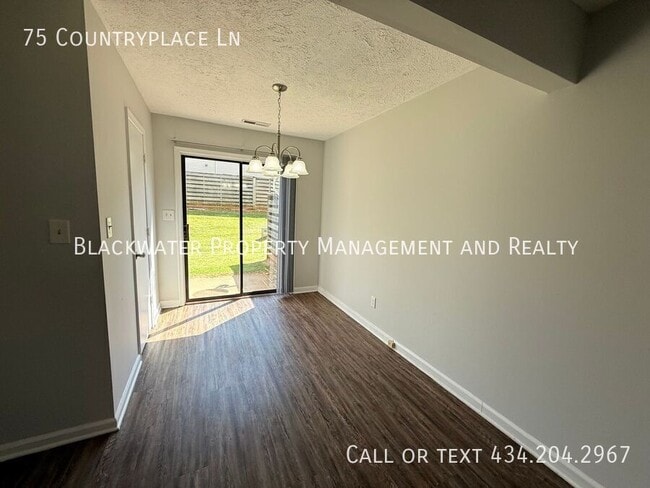 Foto del edificio - 75 Countryplace Ln