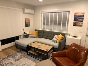 Building Photo - 1750 Red Barn Rd