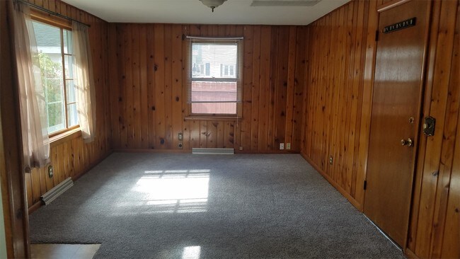 Building Photo - 3155 E Broadlands Ave