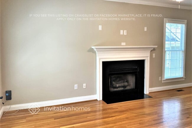 Building Photo - 1173 Trentini Ave