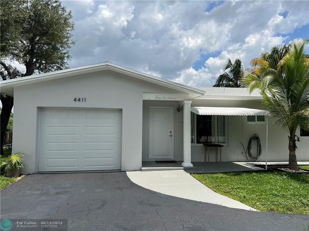 Primary Photo - 4411 W Broward Blvd