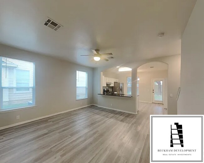 Living/Family Room - 2418 Allred Dr