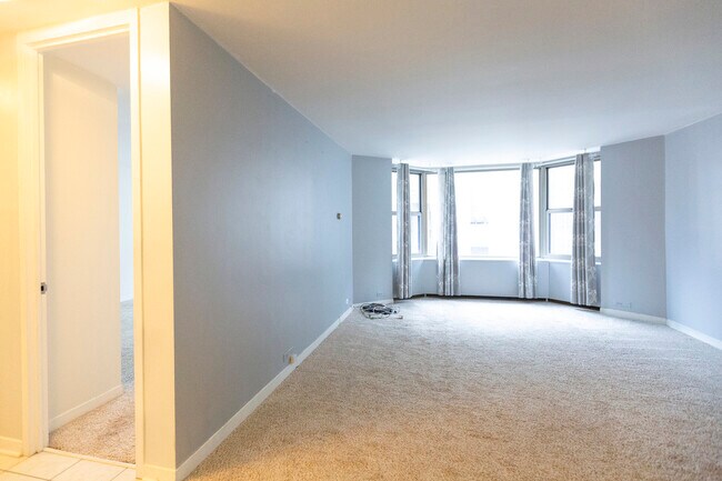 Building Photo - 535 N Michigan Ave