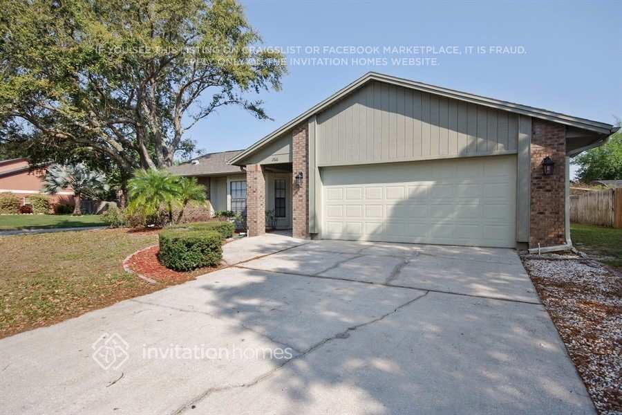 Foto principal - 266 Stillwater Dr