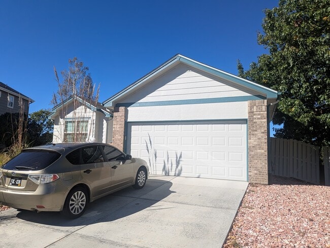 Building Photo - 5616 S Quemoy Ct