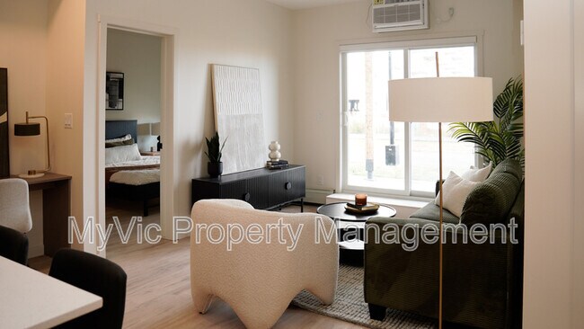 Photo du bâtiment - 355 Clareview Station Dr NW