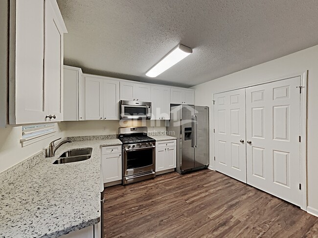 Building Photo - 4428 Red Eagle Ct