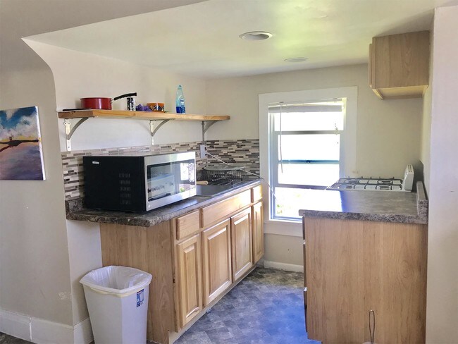 Foto del edificio - 405 S University St