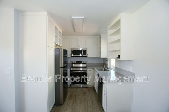 Foto del edificio - 2075 1/2 E. DAILY DRIVE
