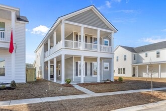 Building Photo - 1010 Yucca St