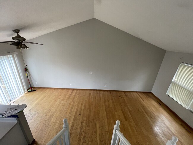 Foto del edificio - 17738 Olive St