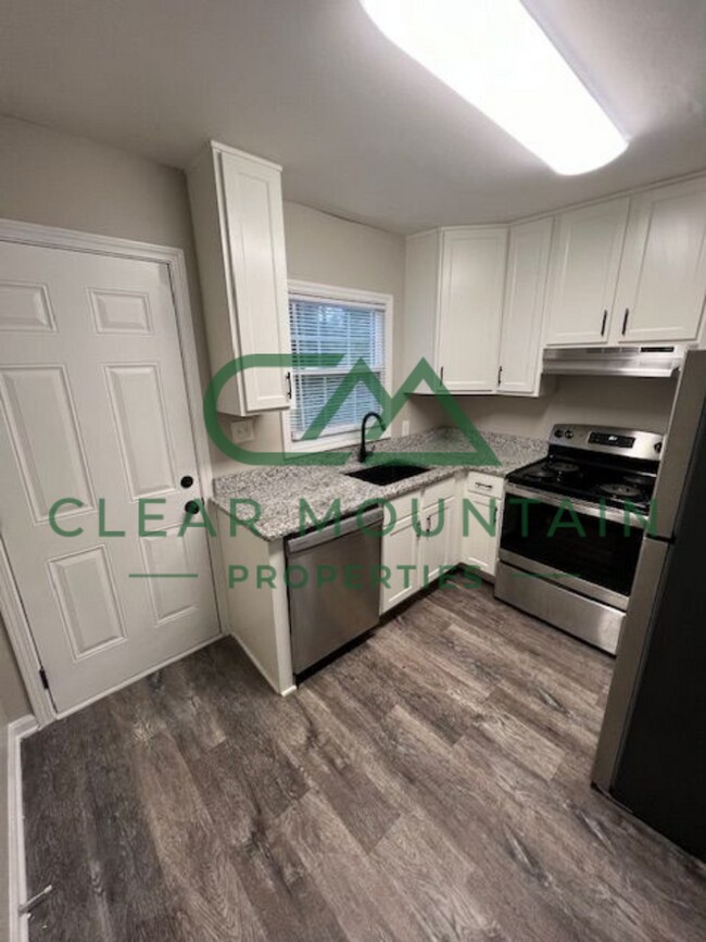 Foto del edificio - Move-in Special! Limited-Time Leasing Offer!