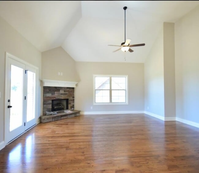 Building Photo - 5305 Patience Dr