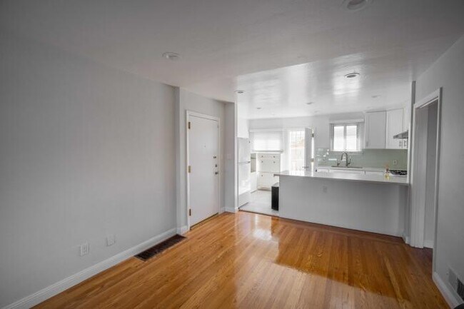 Building Photo - 1 bedroom in San Bruno CA 94066