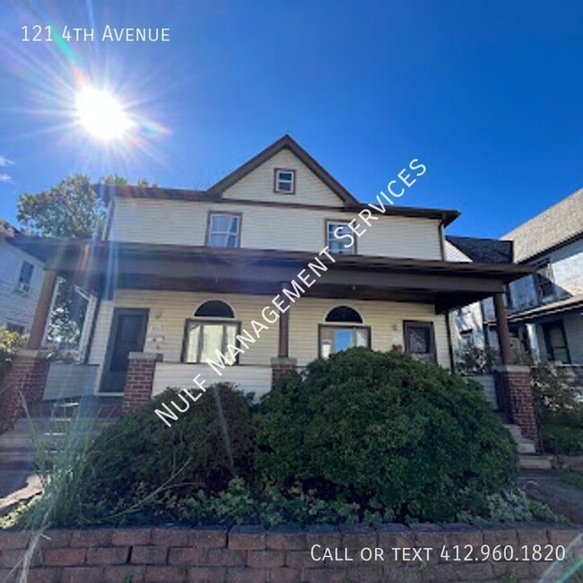 Building Photo - 121 4th Ave