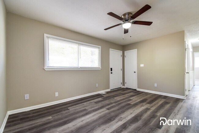 Foto del edificio - 521 Fielding Circle, Riverdale, GA 30274