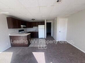 Building Photo - 139 Clayton Ave
