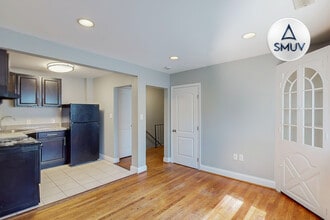 Building Photo - 8508 Chestnut Oak Rd