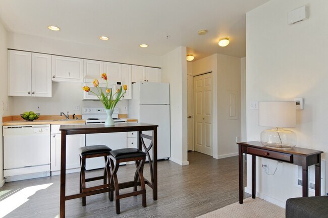 Foto del edificio - 2101 N 55th St