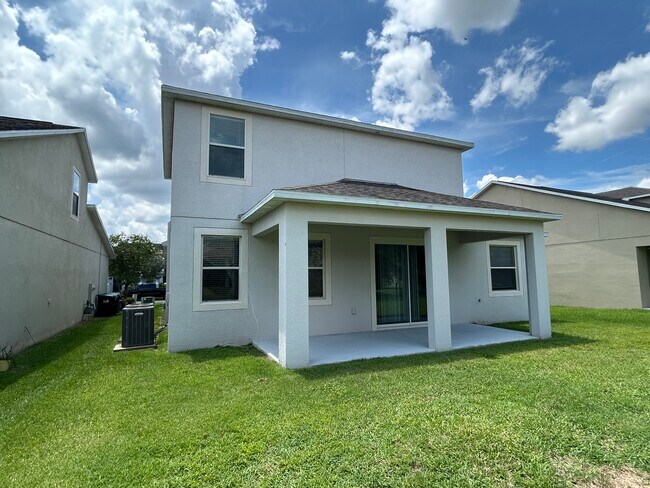 Foto del edificio - 15147 Driftwood Bend St