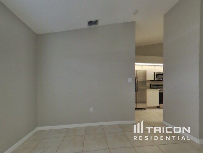 Foto del edificio - 7217 N Blue Sage