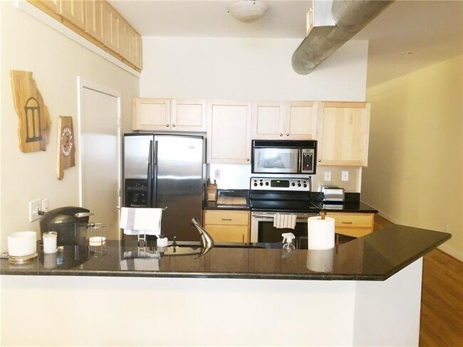 Foto del edificio - 800 W Peachtree St NW