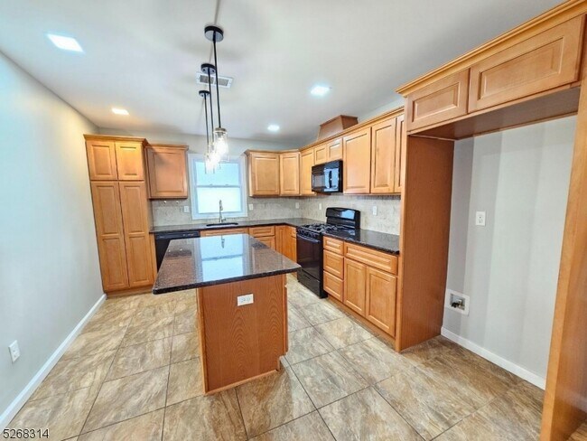 Foto del edificio - 587 Madison Ave