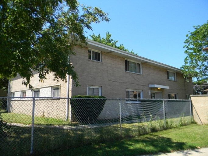 Primary Photo - 5523 N 91st St