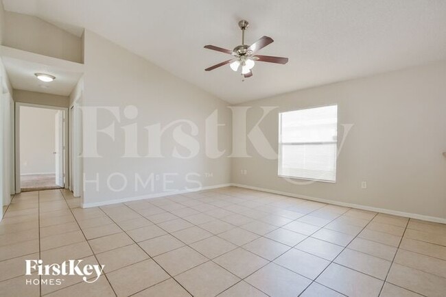 Building Photo - 7452 Little Pond Ct