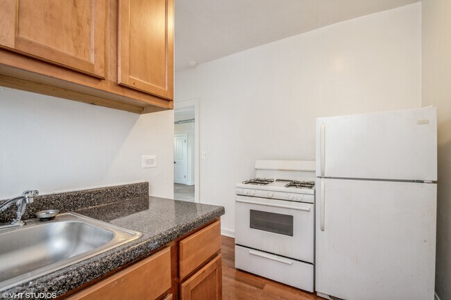 Foto del edificio - 5419 W Montrose Ave