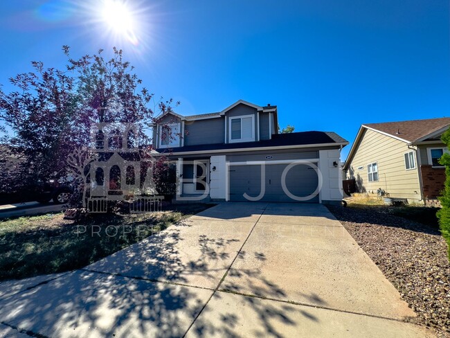 Foto del edificio - Beautiful Home right outside Fort Carson G...