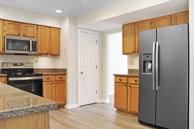 Foto del edificio - 1638 Brightfield Pl