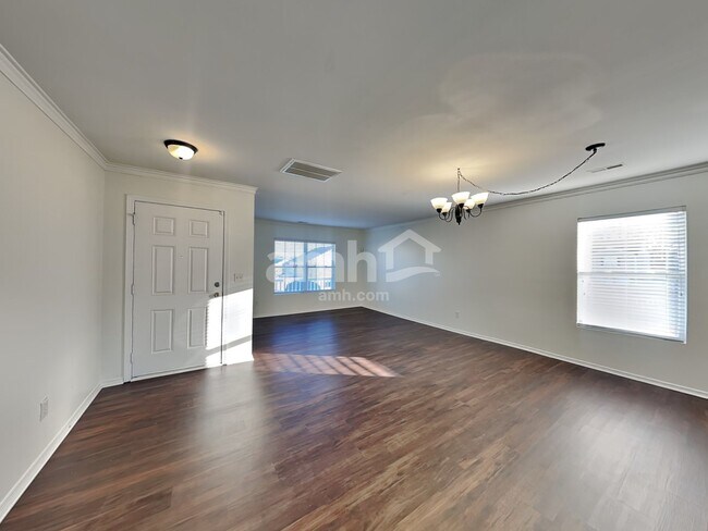 Building Photo - 1611 Rustic Arch Way
