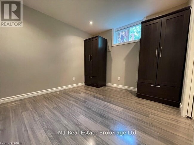 Building Photo - 25 Promenade Rd