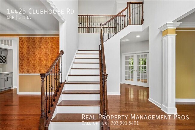 Foto del edificio - 14425 Clubhouse Rd