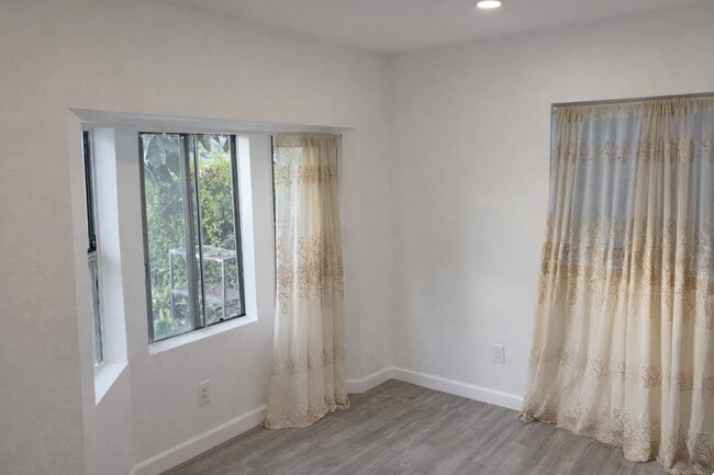 Building Photo - 5209 Cronus St